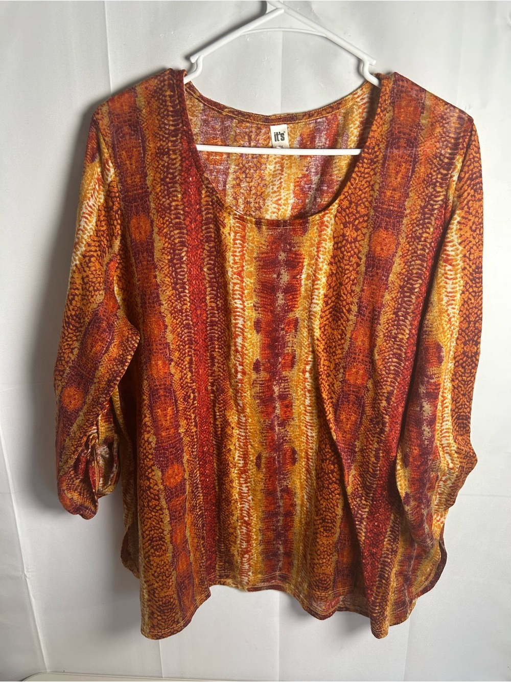 Women's Multicolor Scoop Neck Blouse in Warm Orange & Red Tones